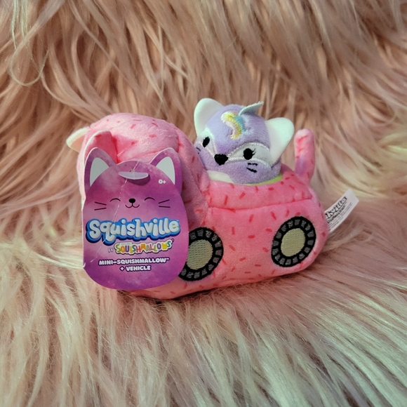 Squishmallows Other - Squishmallow 2 Inch Sharde the Fox Squishville Vehicle